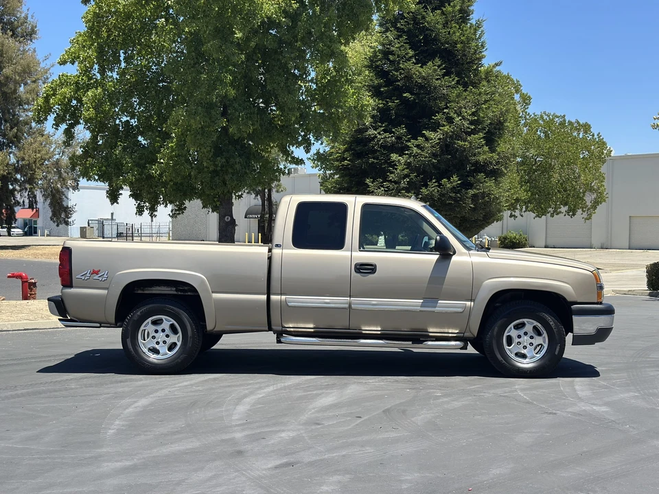 2004 Chevrolet Silverado 1st Gen - Image 15 of 31
