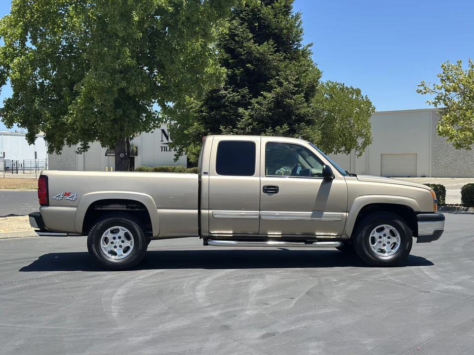 2004 Chevrolet Silverado 1st Gen - Image 16 of 31