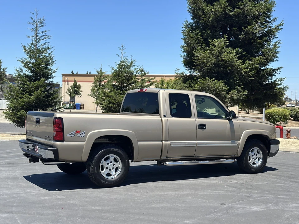 2004 Chevrolet Silverado 1st Gen - Image 18 of 31