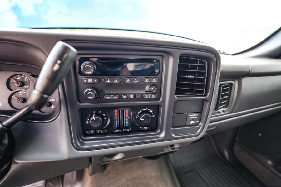 2004 Chevrolet Silverado 1st Gen - Image 26 of 31