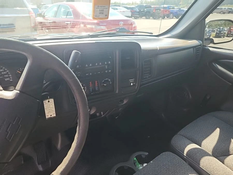 2004 Chevrolet Silverado 1st Gen - Image 11 of 14