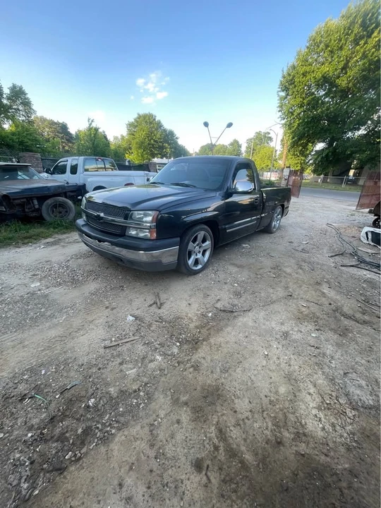 2004 Chevrolet Silverado 1st Gen - Image 2 of 4