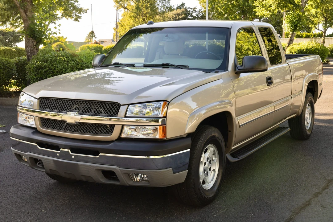2004 Chevrolet Silverado 1st Gen - Image 4 of 31