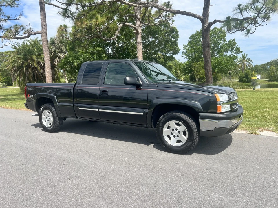 2004 Chevrolet Silverado 1st Gen - Image 10 of 31
