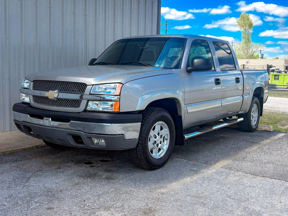 2004 Chevrolet Silverado 1st Gen - Image 2 of 21