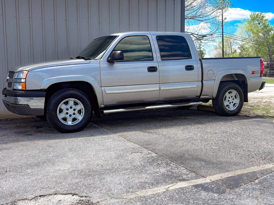 2004 Chevrolet Silverado 1st Gen - Image 5 of 21