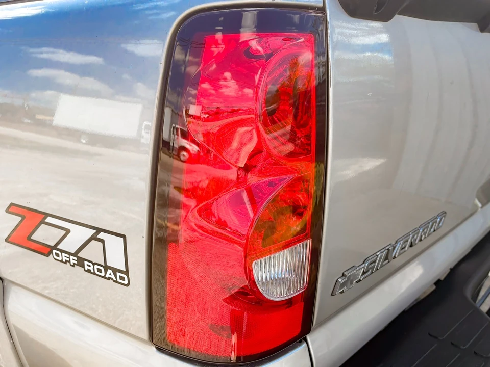 2004 Chevrolet Silverado 1st Gen - Image 10 of 21