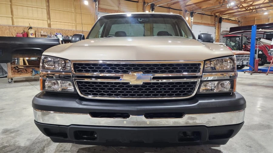 2004 Chevrolet Silverado 1st Gen - Image 2 of 7