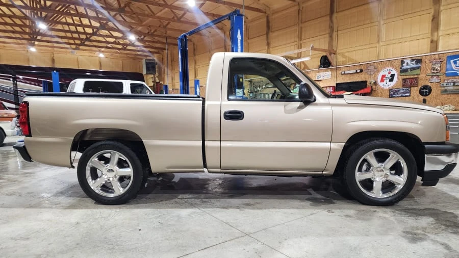 2004 Chevrolet Silverado 1st Gen - Image 6 of 7