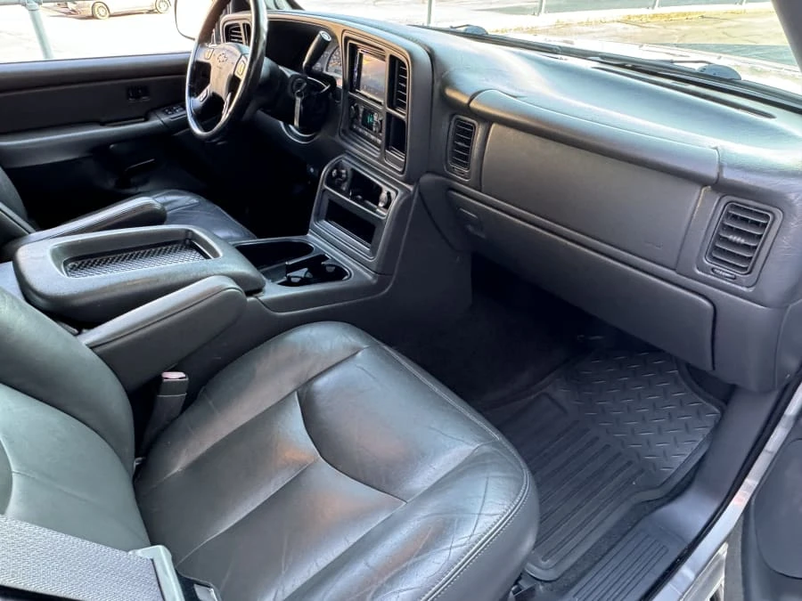 2004 Chevrolet Silverado 1st Gen - Image 4 of 10