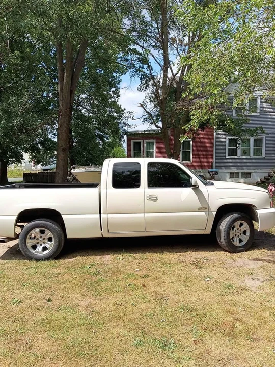 2004 Chevrolet Silverado 1st Gen - Image 3 of 6
