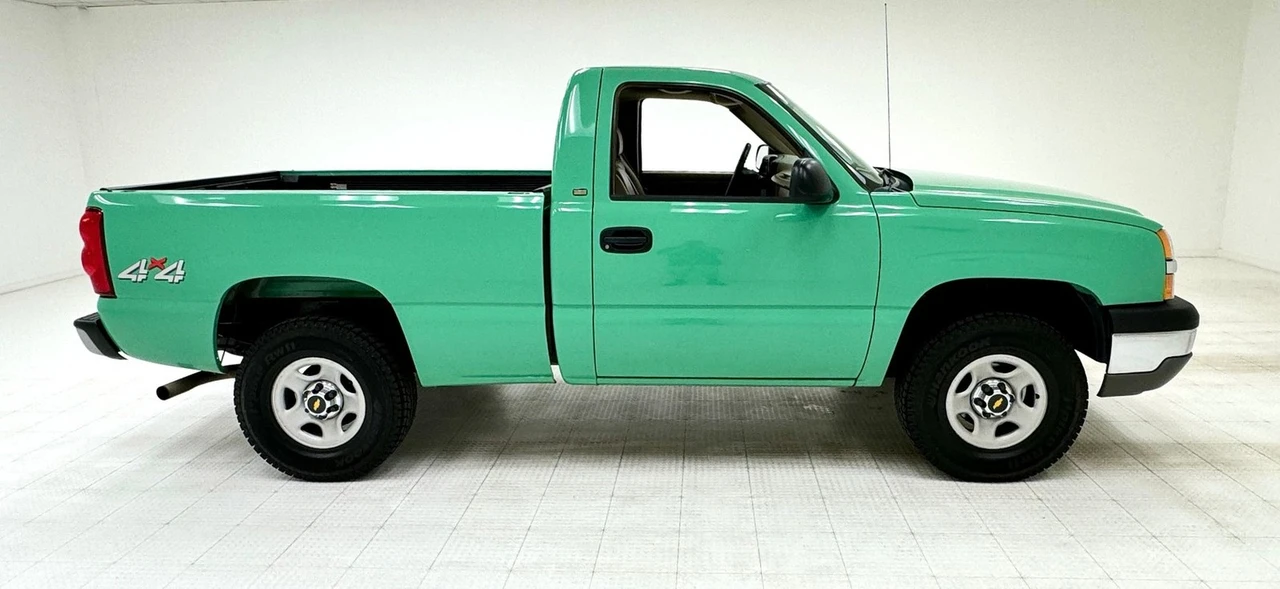2004 Chevrolet Silverado 1st Gen - Image 6 of 12