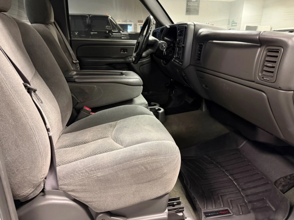 2004 Chevrolet Silverado 1st Gen - Image 8 of 19