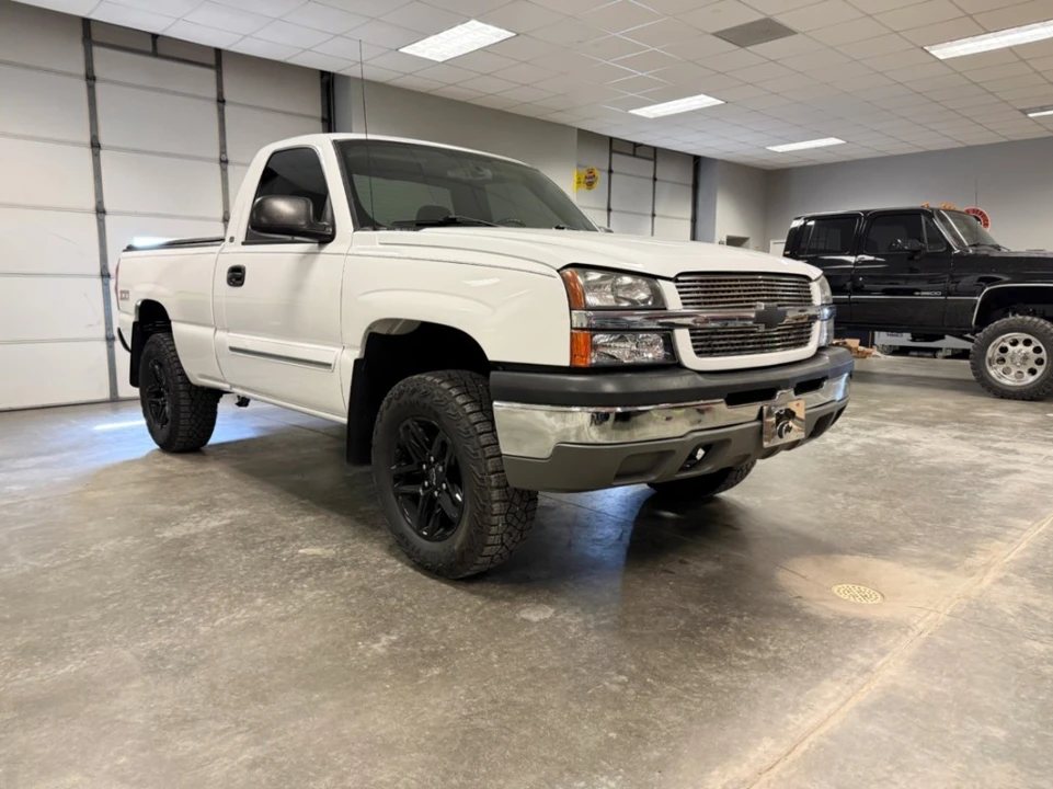 2004 Chevrolet Silverado 1st Gen - Image 4 of 19