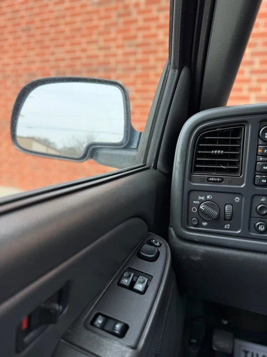 2004 Chevrolet Silverado 1st Gen - Image 10 of 27
