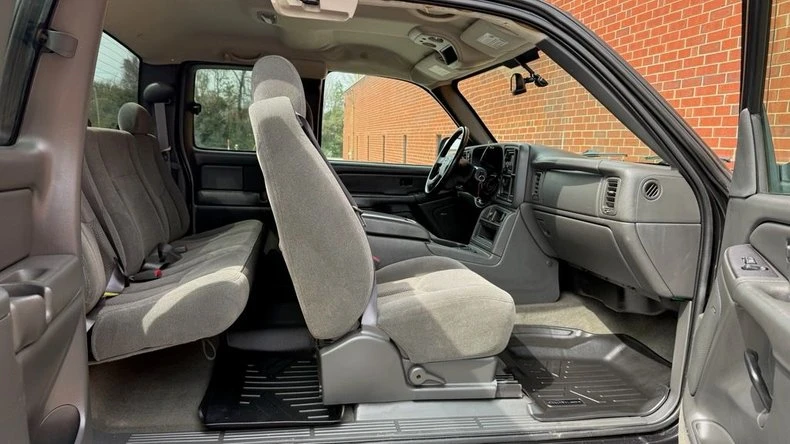 2004 Chevrolet Silverado 1st Gen - Image 16 of 27