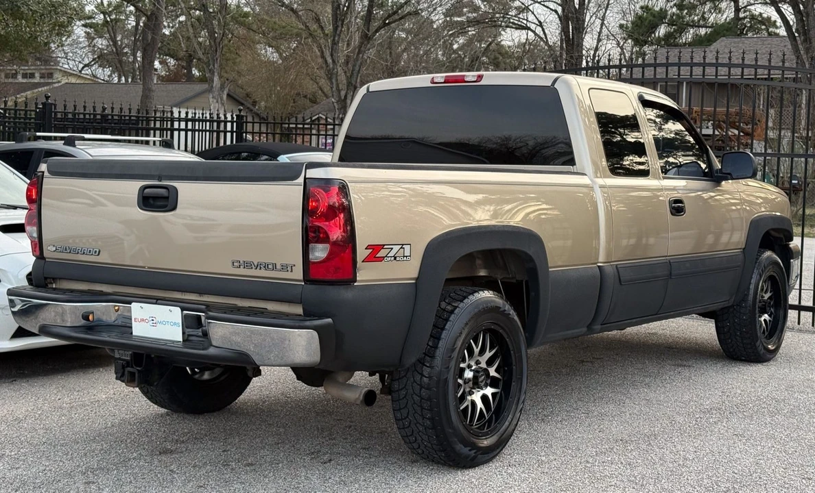 2004 Chevrolet Silverado 2nd Gen - Image 7 of 12