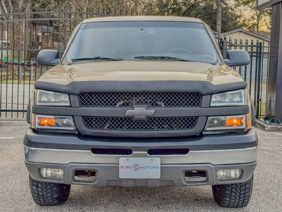 2004 Chevrolet Silverado 1st Gen - Image 2 of 12