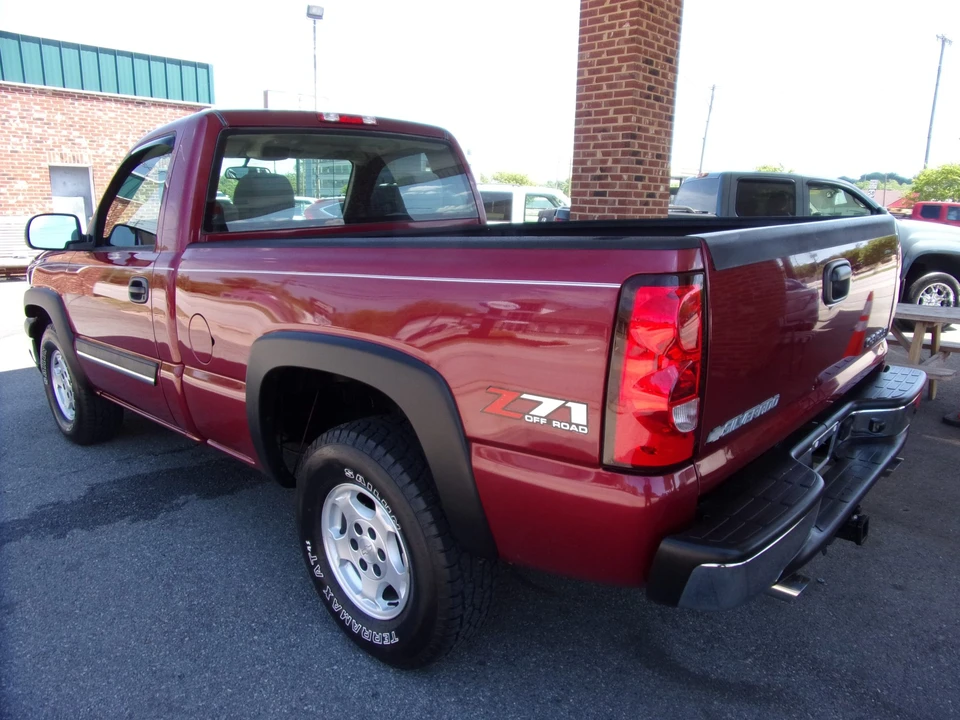 2004 Chevrolet Silverado 1st Gen - Image 6 of 31