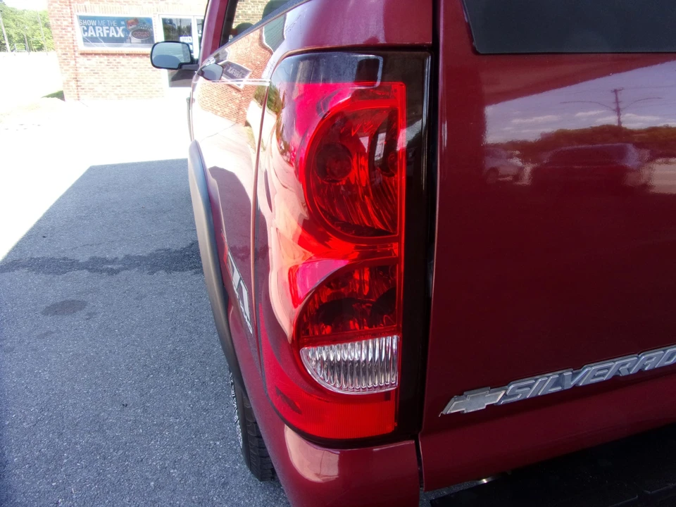 2004 Chevrolet Silverado 1st Gen - Image 25 of 31
