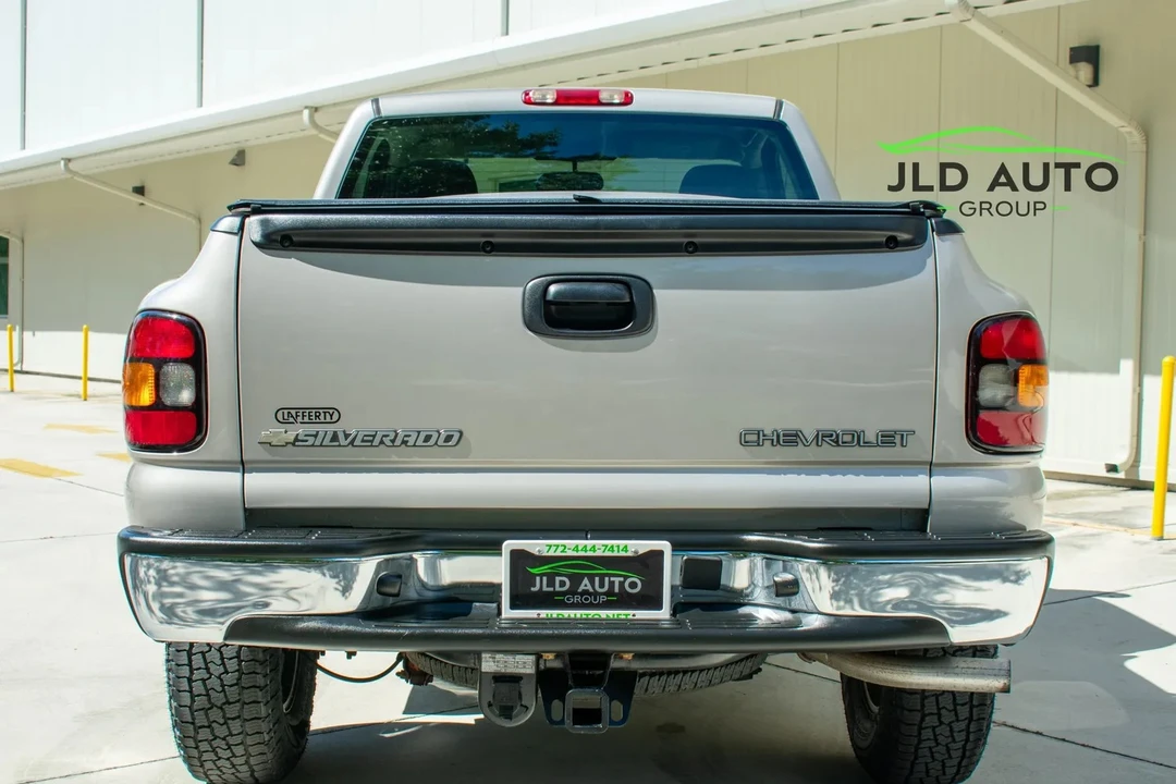 2004 Chevrolet Silverado 1st Gen - Image 4 of 31