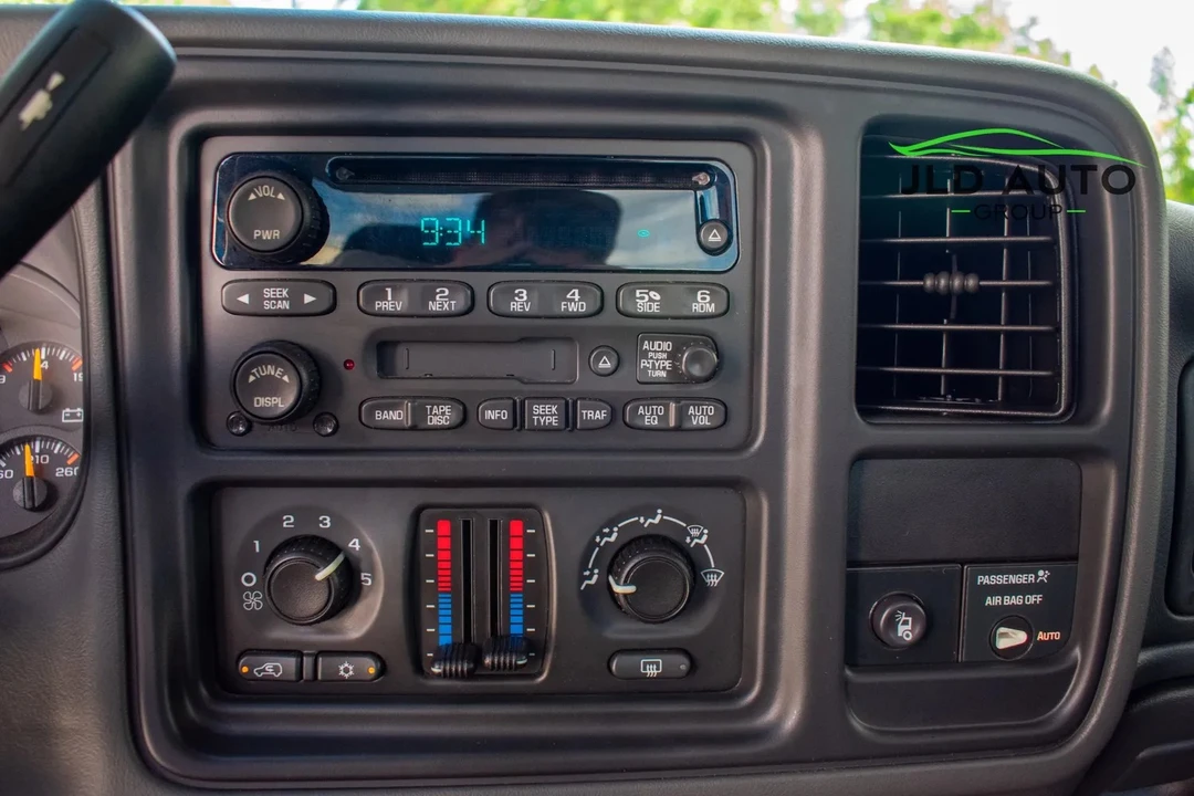 2004 Chevrolet Silverado 1st Gen - Image 16 of 31