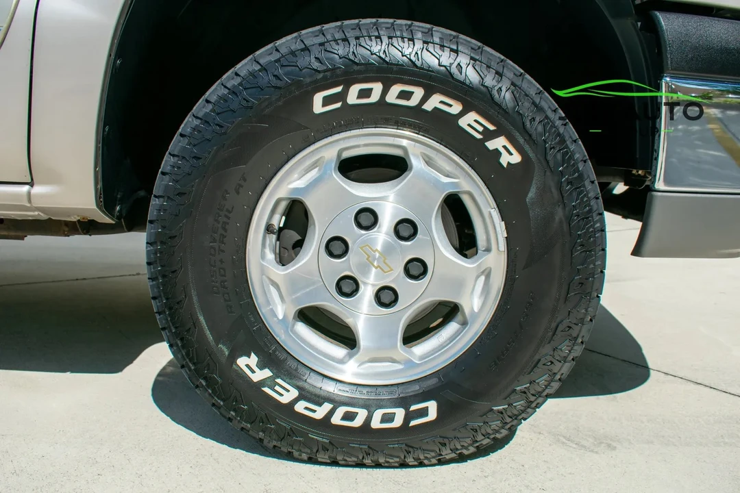 2004 Chevrolet Silverado 1st Gen - Image 25 of 31