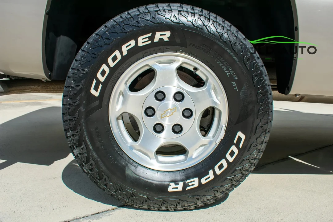 2004 Chevrolet Silverado 1st Gen - Image 24 of 31