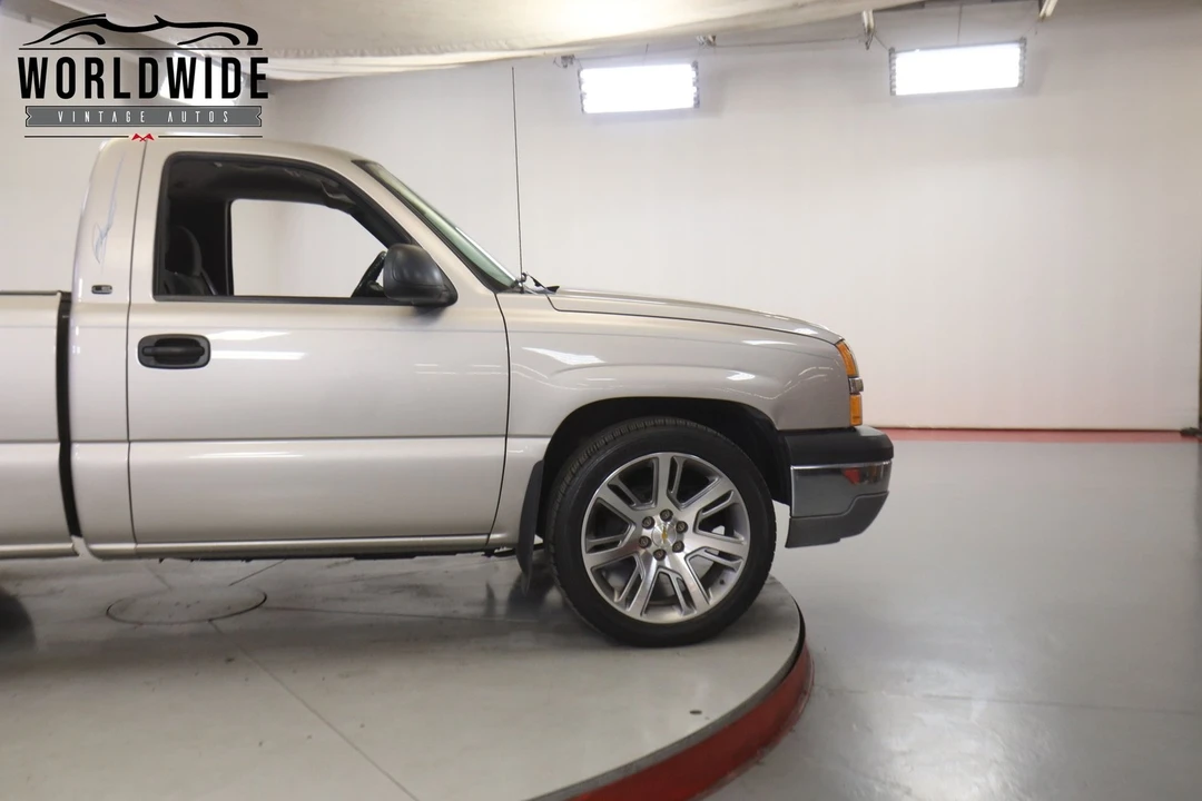 2004 Chevrolet Silverado 1st Gen - Image 8 of 12