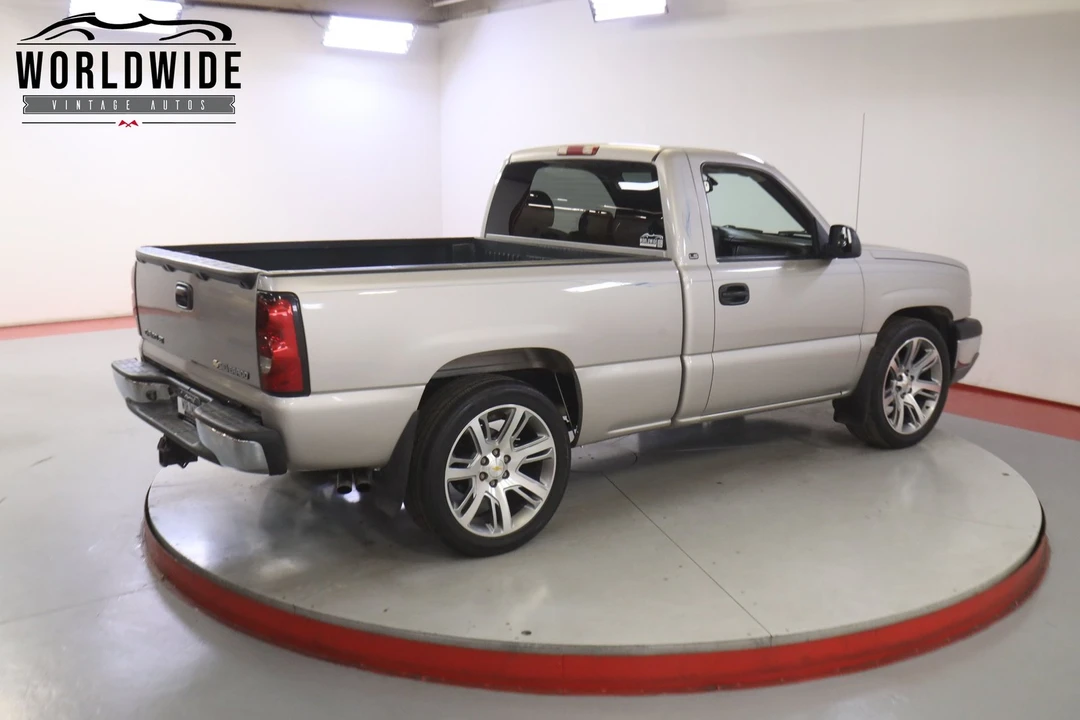 2004 Chevrolet Silverado 1st Gen - Image 6 of 12