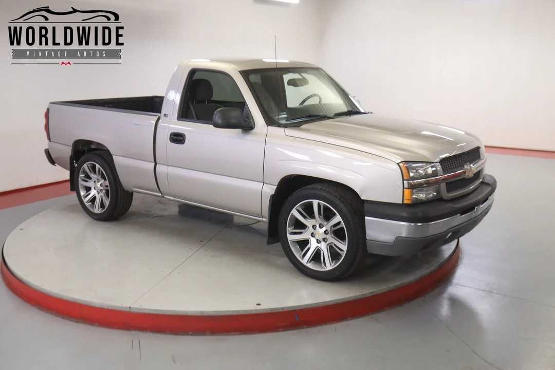2004 Chevrolet Silverado 1st Gen - Image 2 of 12