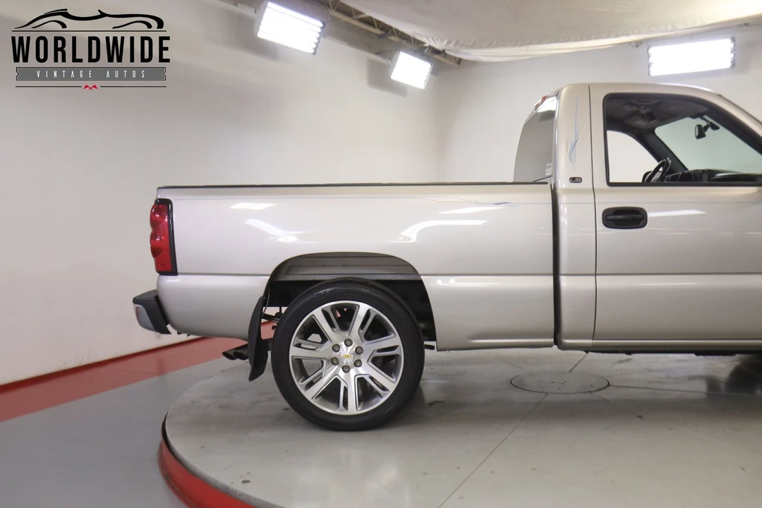 2004 Chevrolet Silverado 1st Gen - Image 9 of 12
