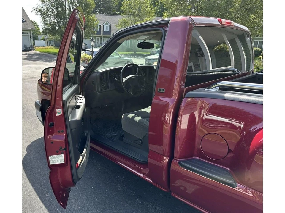 2004 Chevrolet Silverado 1st Gen - Image 22 of 31