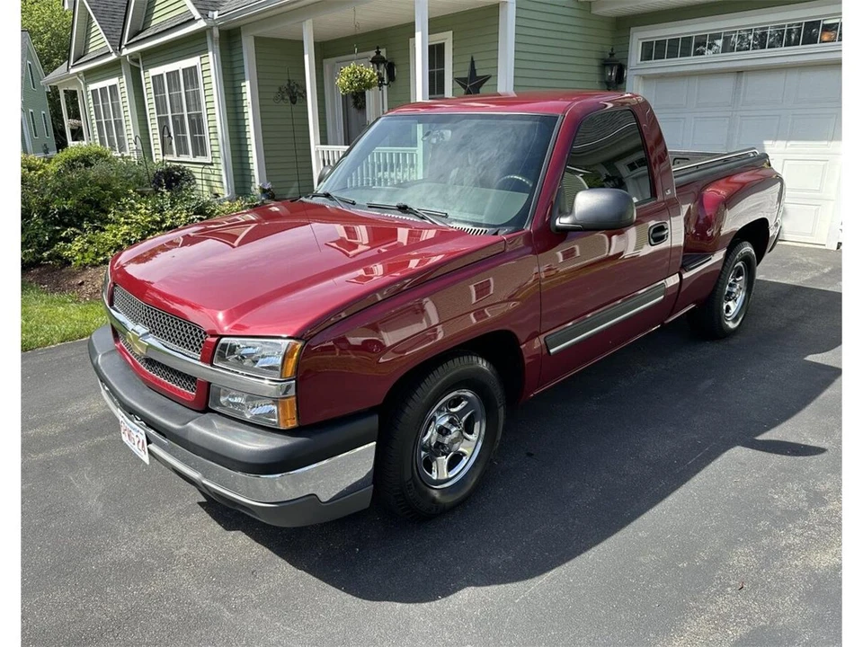 2004 Chevrolet Silverado 1st Gen - Image 2 of 31