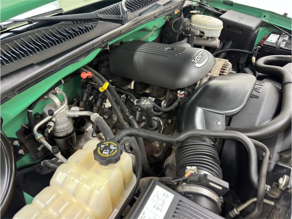 2004 Chevrolet Silverado 1st Gen - Image 20 of 31