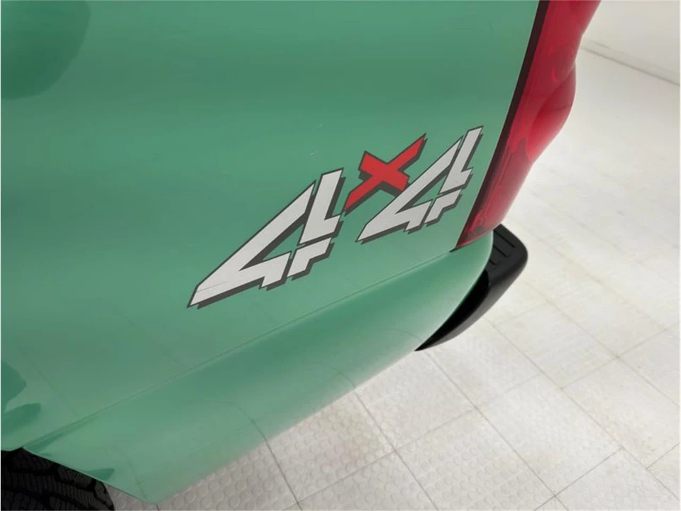 2004 Chevrolet Silverado 1st Gen - Image 17 of 31