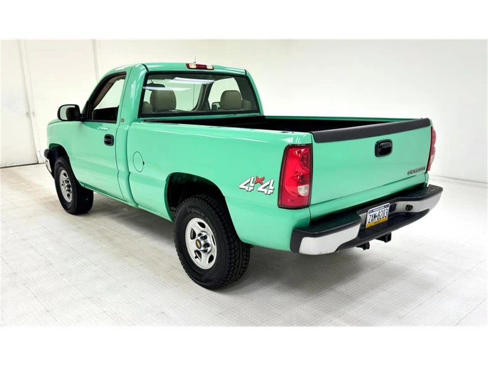 2004 Chevrolet Silverado 1st Gen - Image 3 of 31