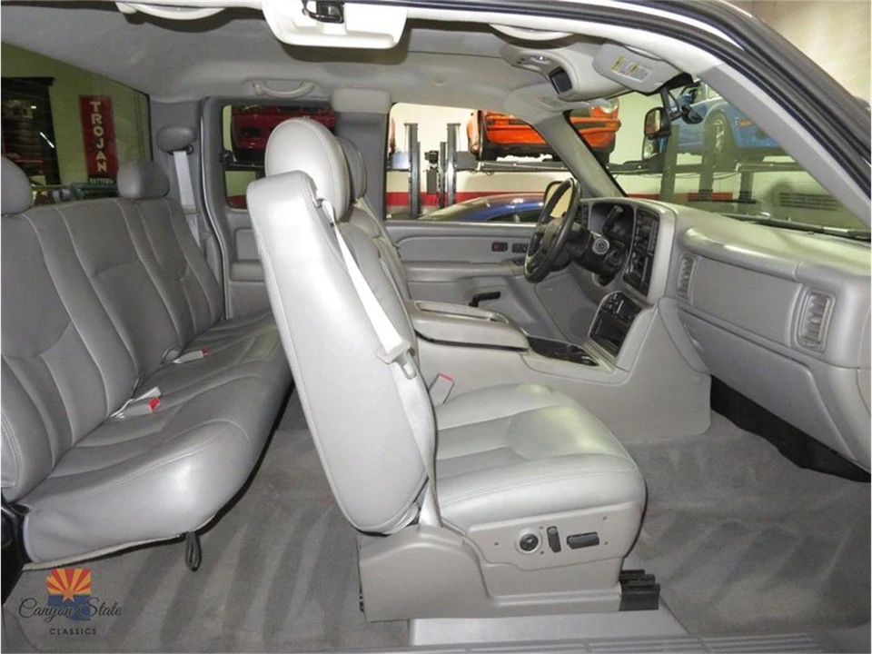 2004 Chevrolet Silverado 1st Gen - Image 8 of 31