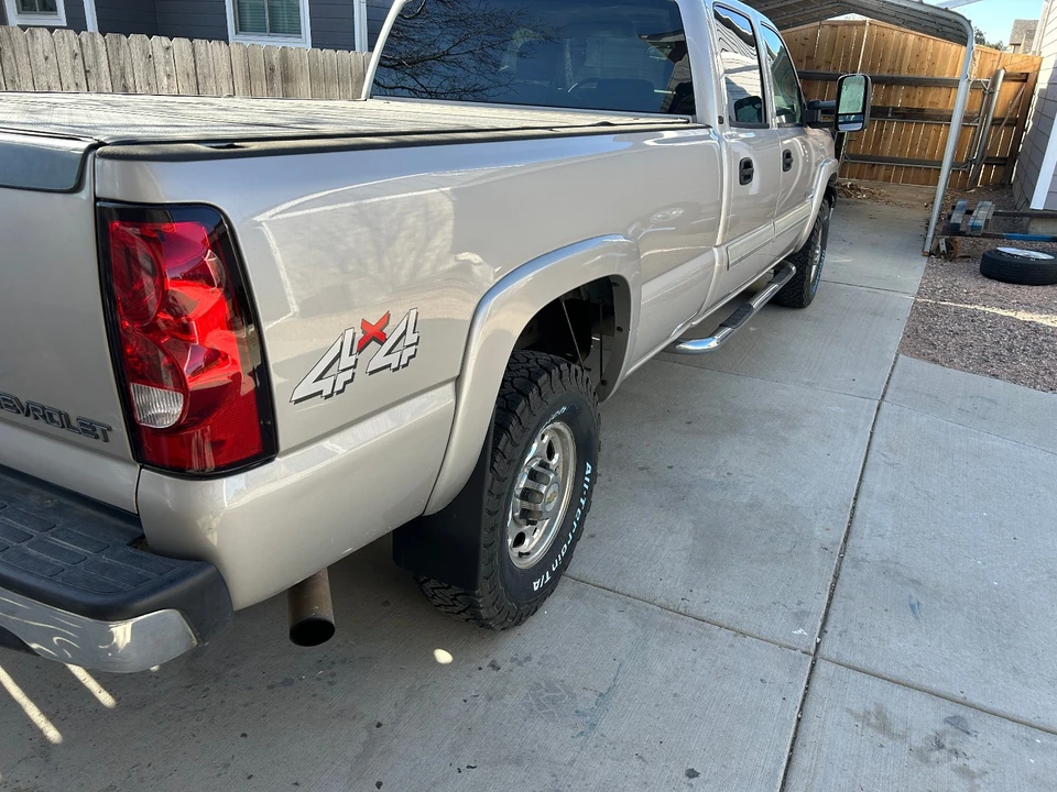 2004 Chevrolet Silverado Heavy Duty 1st Gen - Image 9 of 12
