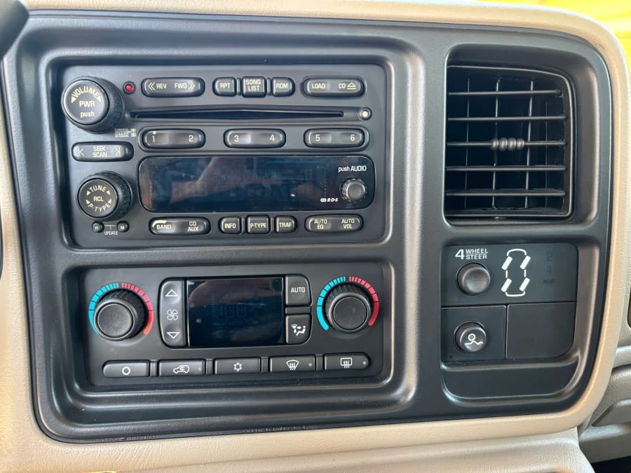 2004 Chevrolet Silverado 1st Gen - Image 17 of 28