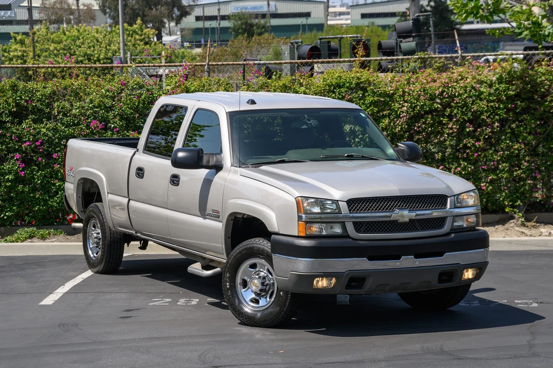 2004 Chevrolet - Image 4 of 31