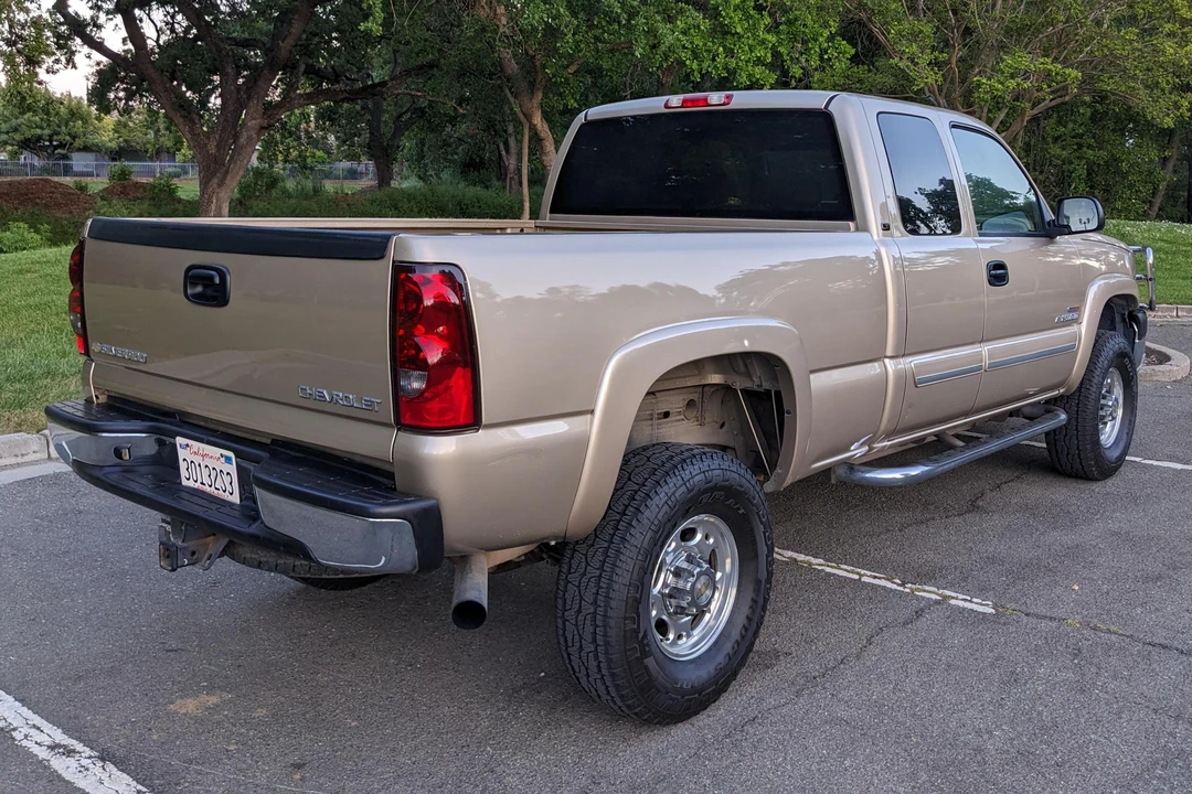 2004 Chevrolet Silverado Heavy Duty 1st Gen - Image 4 of 31