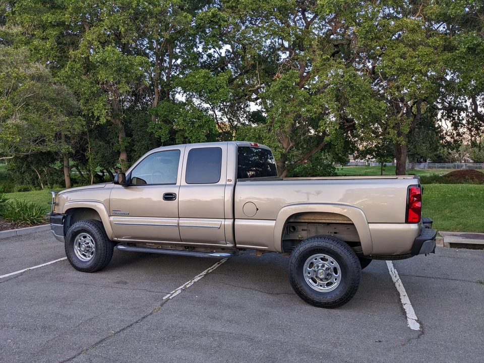 2004 Chevrolet Silverado Heavy Duty 1st Gen - Image 12 of 31