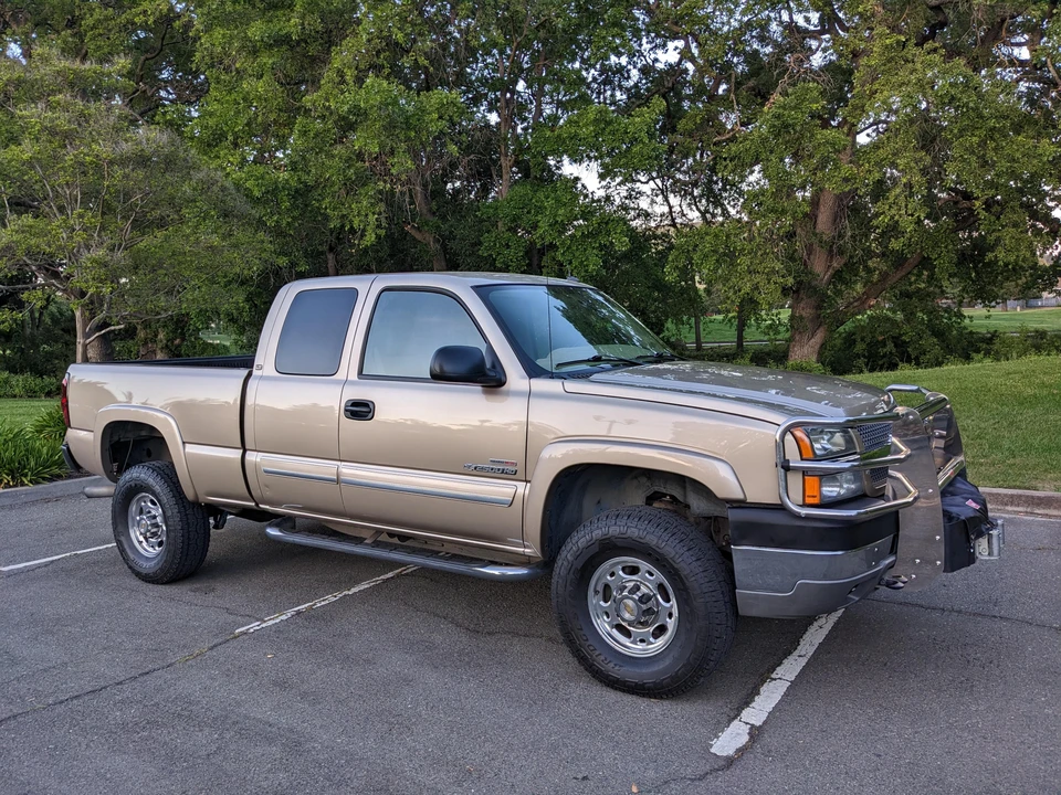 2004 Chevrolet Silverado Heavy Duty 1st Gen - Image 24 of 31