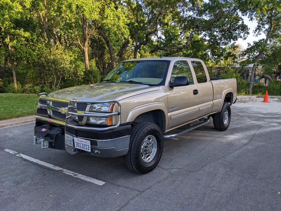 2004 Chevrolet Silverado Heavy Duty 1st Gen - Image 8 of 31