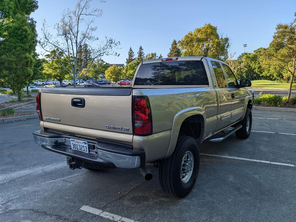 2004 Chevrolet Silverado Heavy Duty 1st Gen - Image 20 of 31