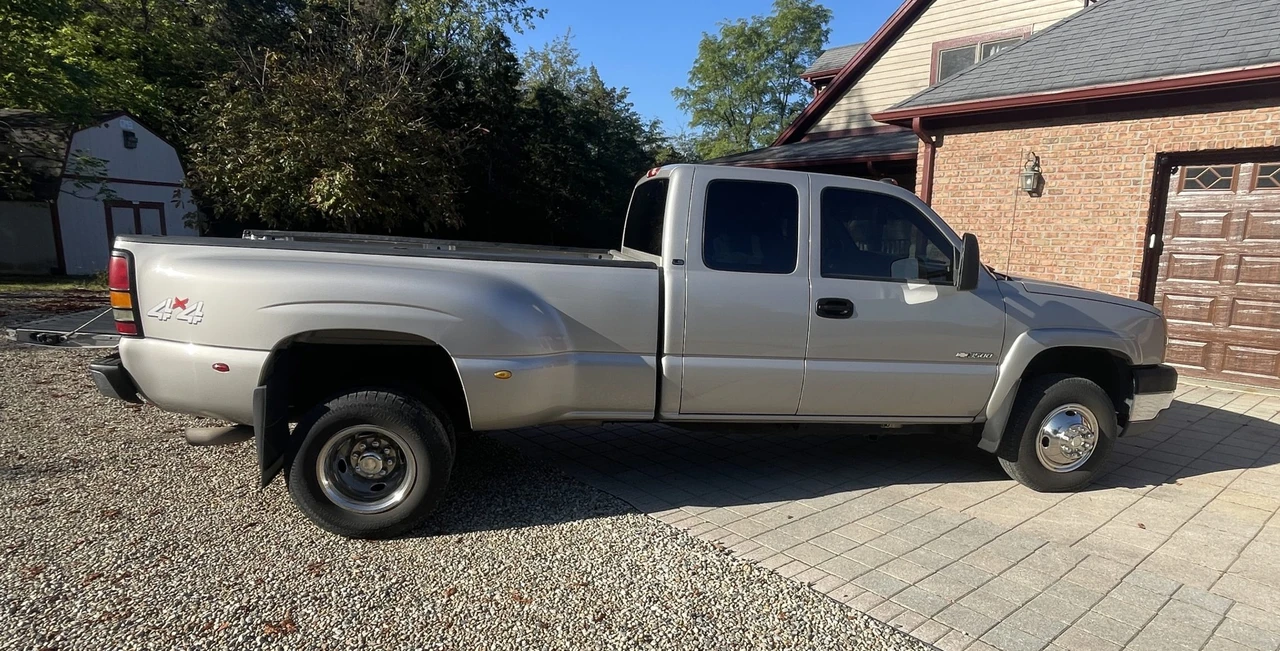 2004 Chevrolet Silverado Heavy Duty 1st Gen - Image 12 of 31