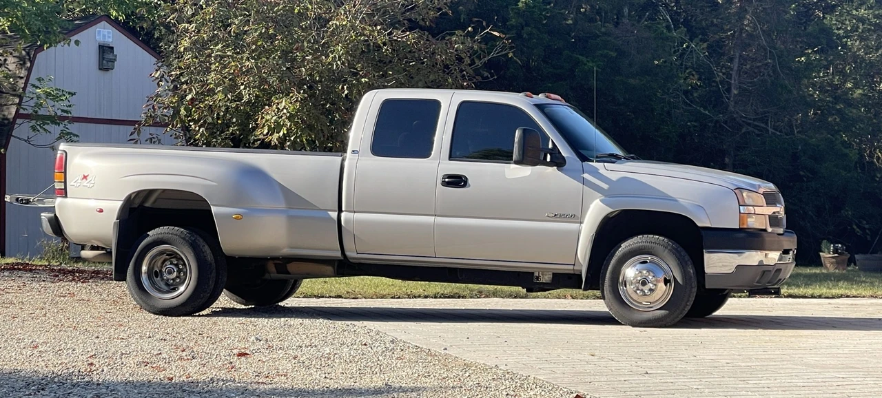 2004 Chevrolet Silverado Heavy Duty 1st Gen - Image 13 of 31