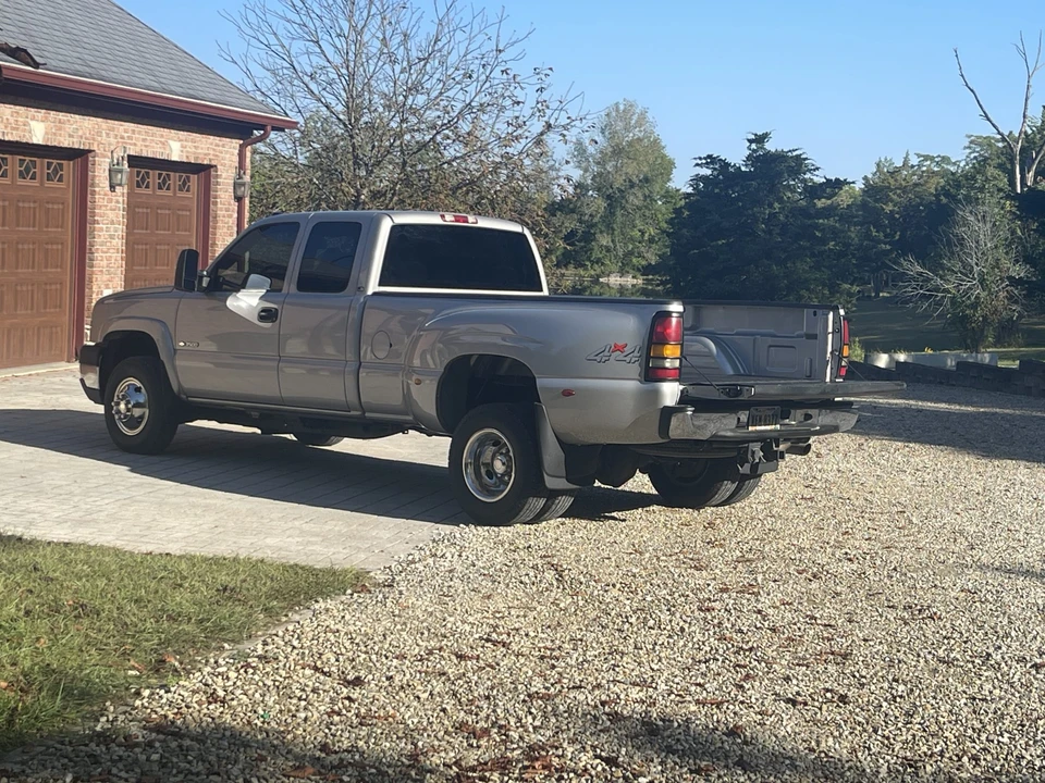2004 Chevrolet Silverado Heavy Duty 1st Gen - Image 6 of 31