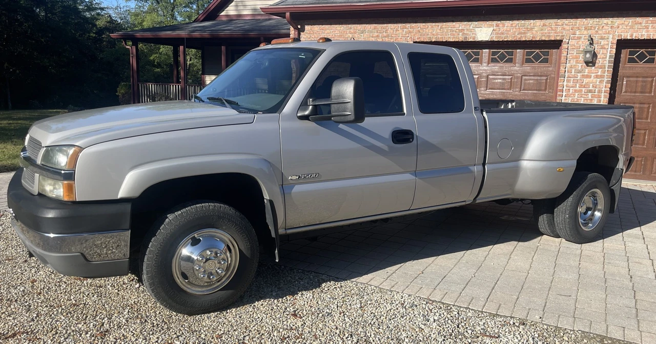 2004 Chevrolet Silverado Heavy Duty 1st Gen - Image 3 of 31